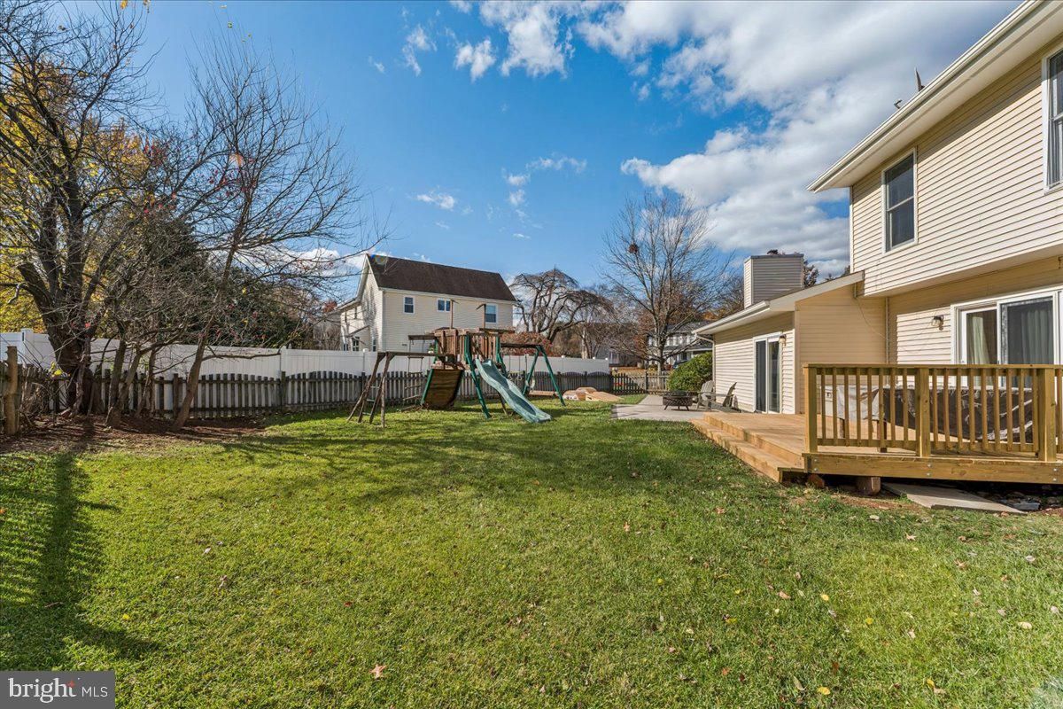 Backyard, Exterior, Playground