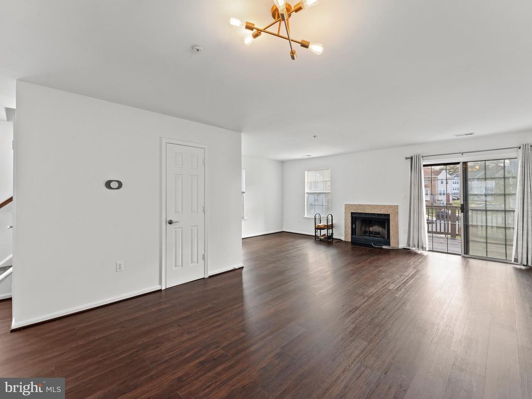 Empty room, Fireplace, Interior, Wood Texture Flooring