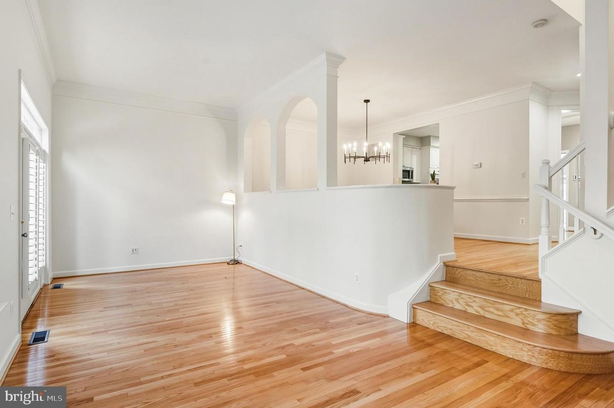Chandelier, Interior, Wood Texture Flooring