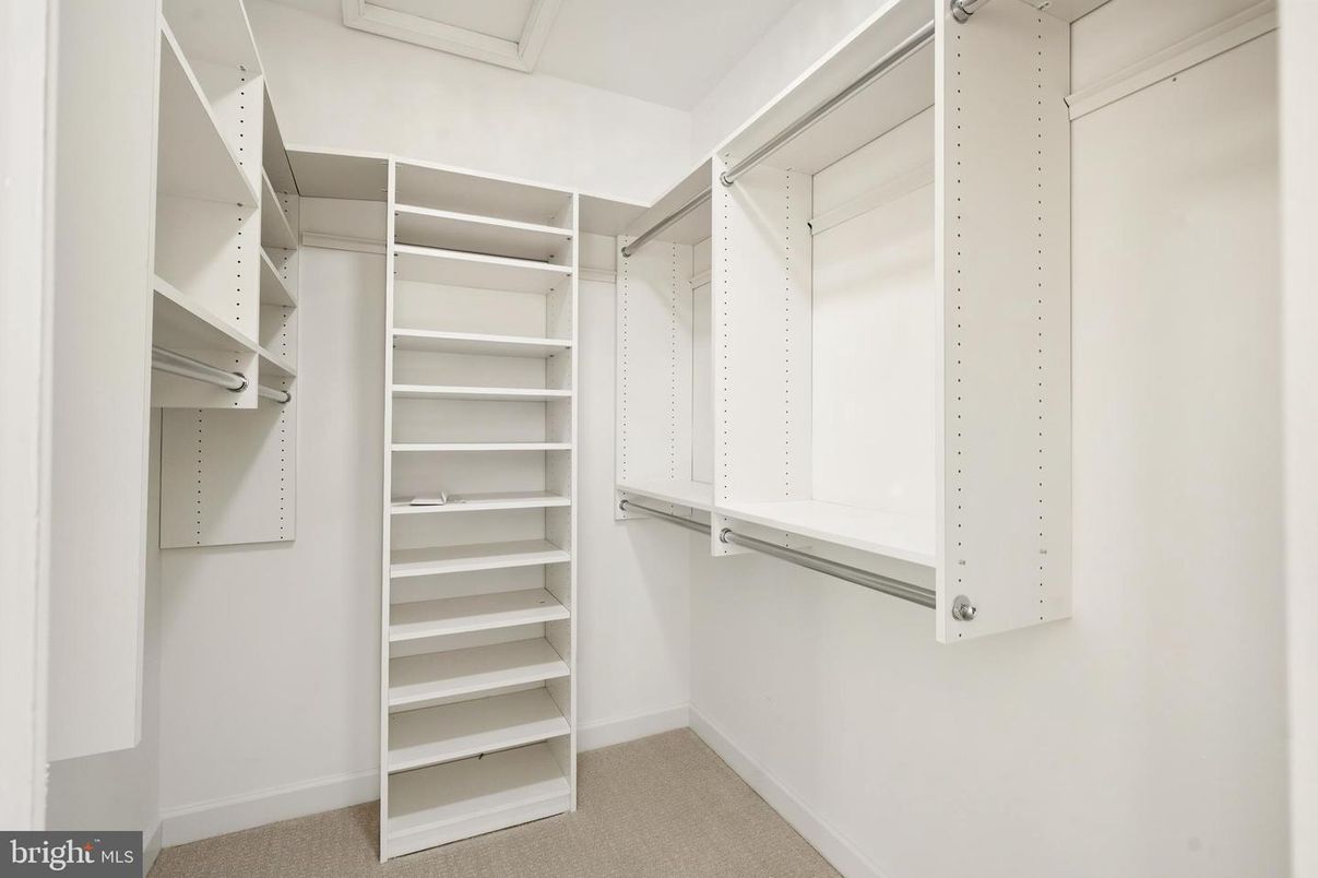 Interior, Walk-in Closets