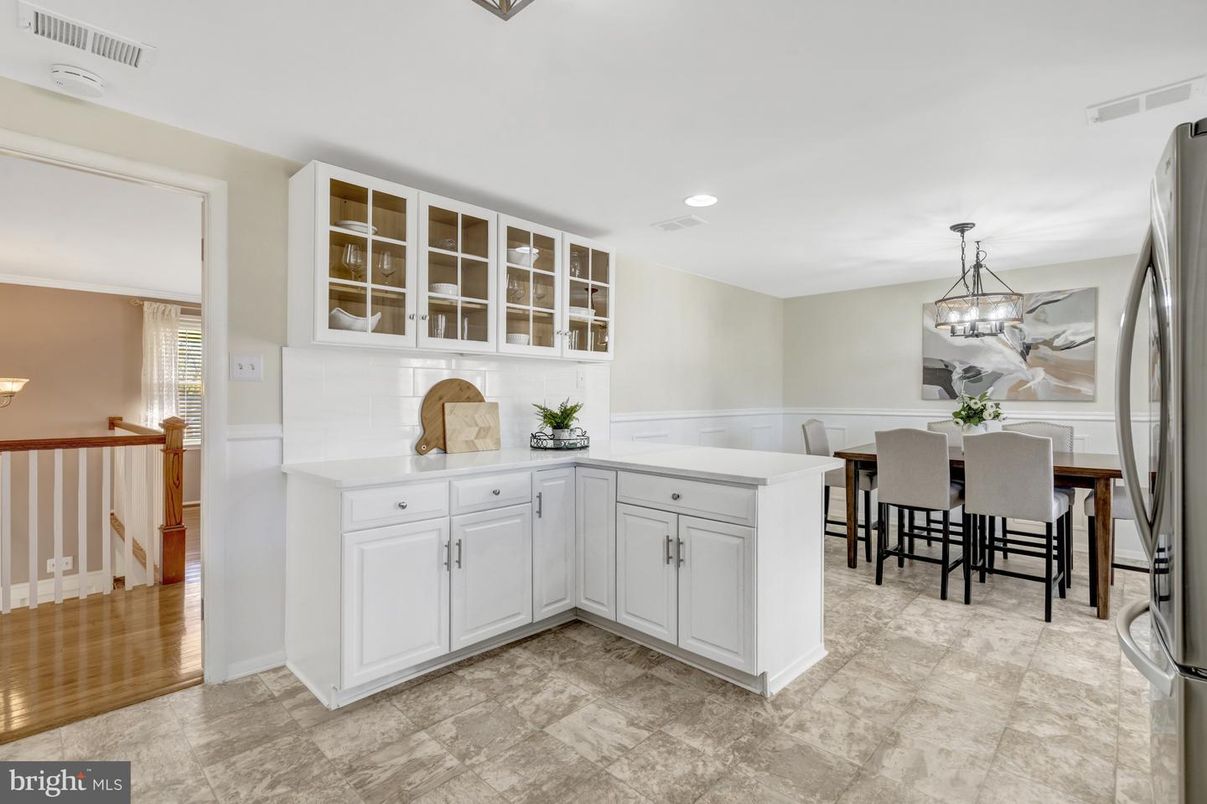 Dining room, Interior, Kitchen, Pendant Lights, Recessed Lighting