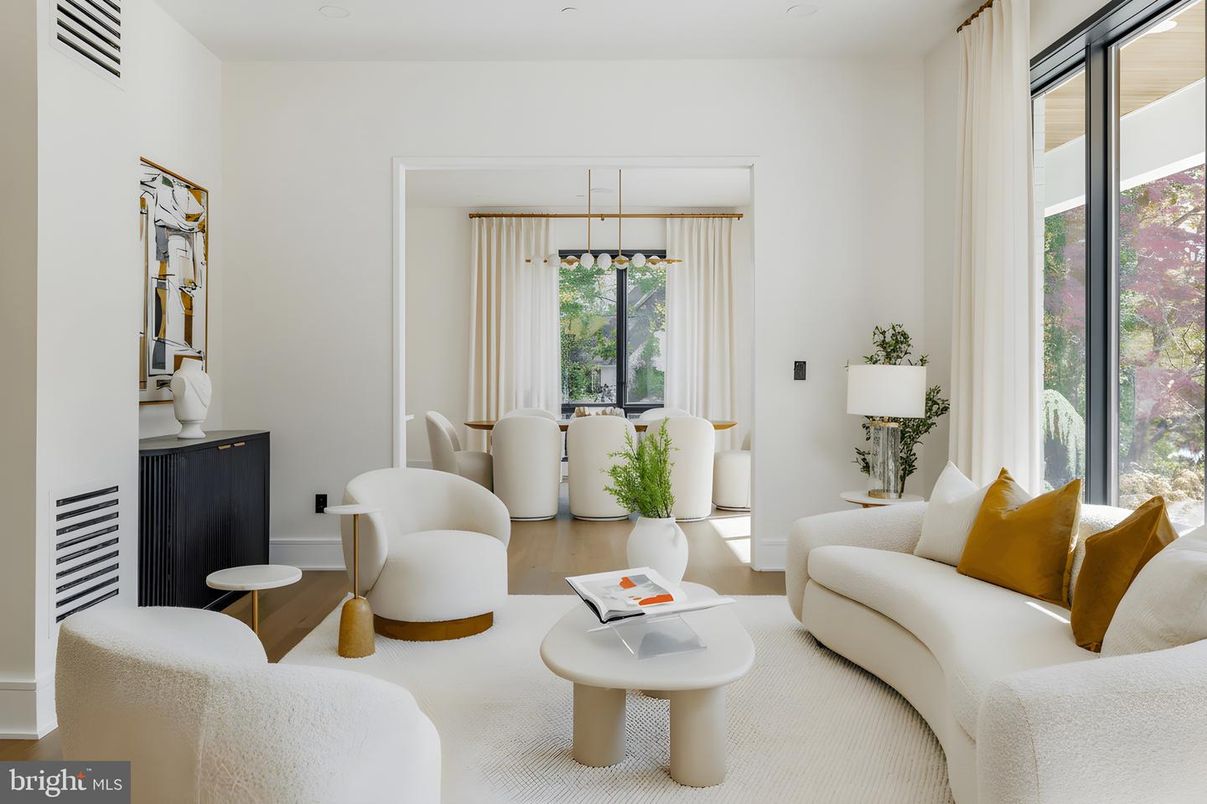 Dining room, Interior, Living room, Pendant Lights