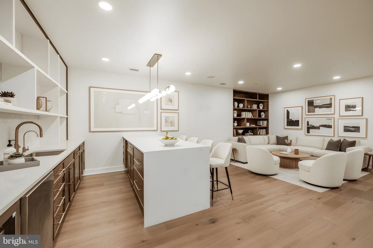 Dining room, Interior, Living room, Pendant Lights, Recessed Lighting, Wood Texture Flooring