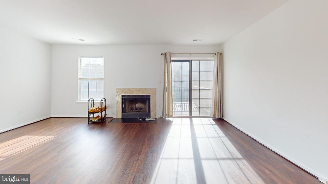 Empty room, Fireplace, Interior, Wood Texture Flooring
