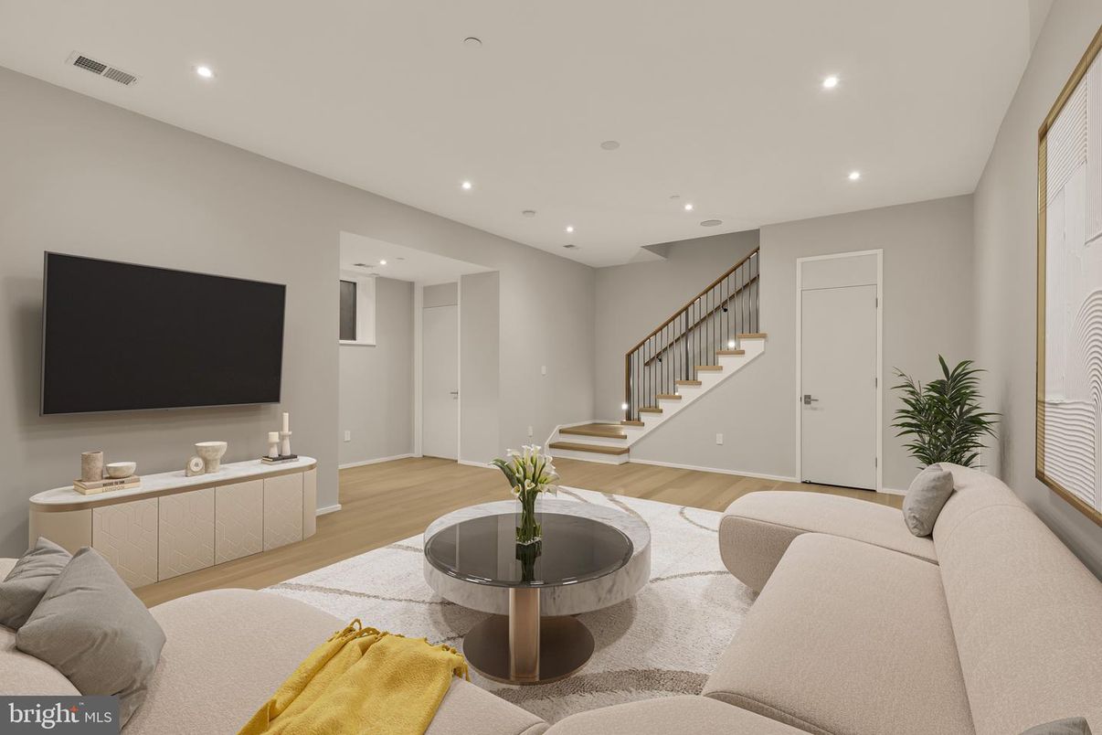 Interior, Living room, Recessed Lighting, Wood Texture Flooring