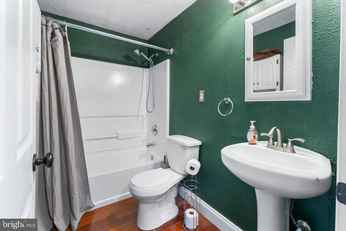 Bathroom, Interior, Wood Texture Flooring