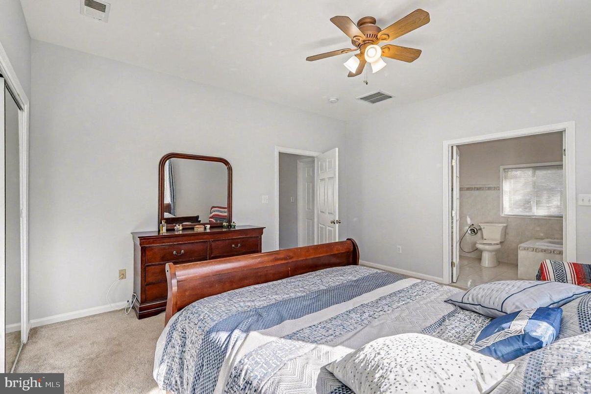 Bathroom, Bedroom, Interior