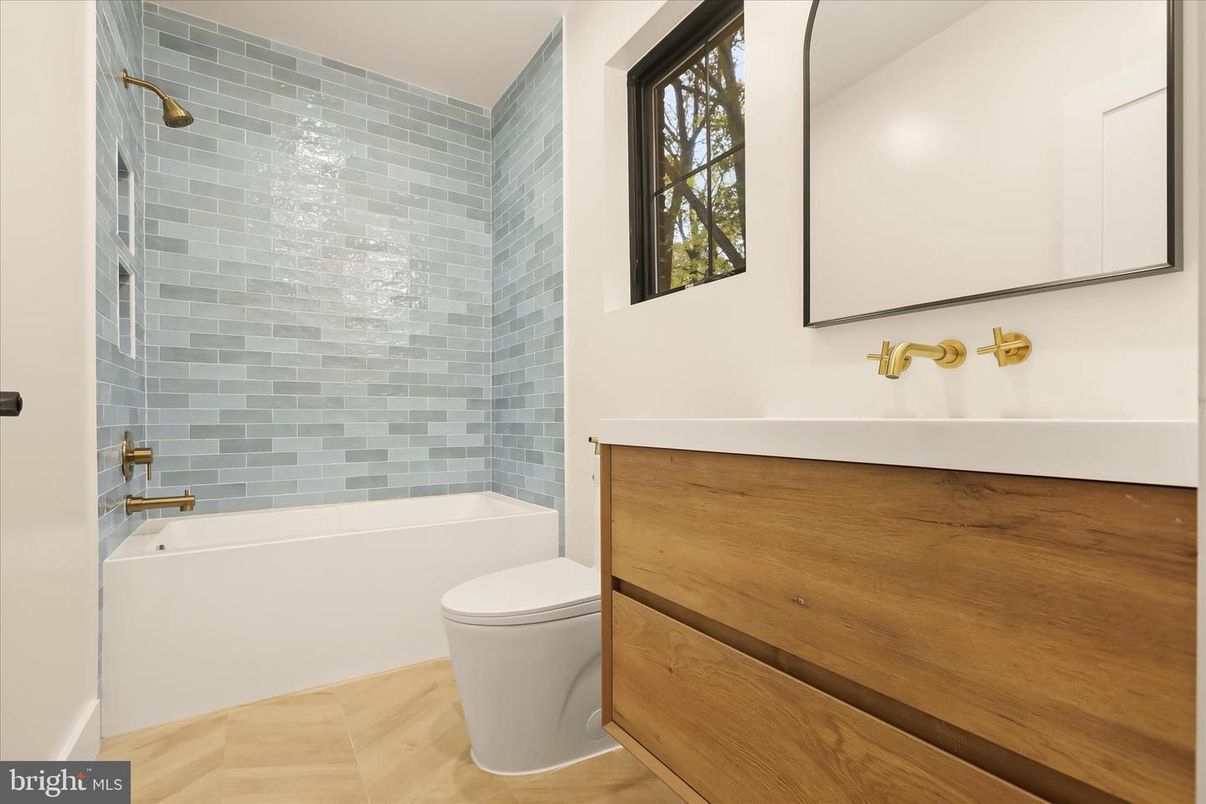Bathroom, Interior, Wood Texture Flooring