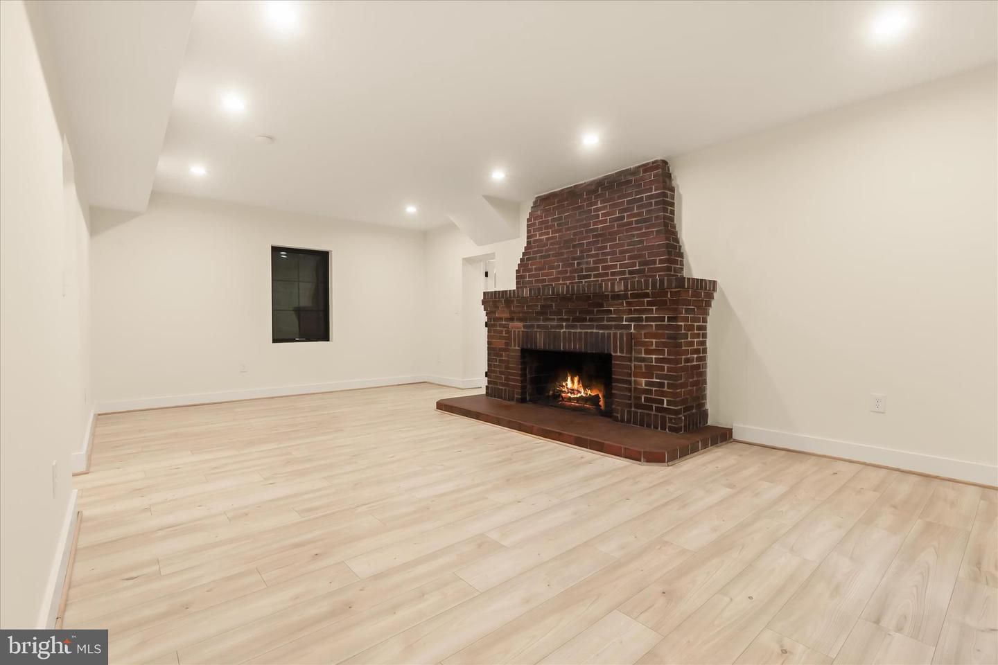 Fireplace, Interior, Recessed Lighting, Wood Texture Flooring