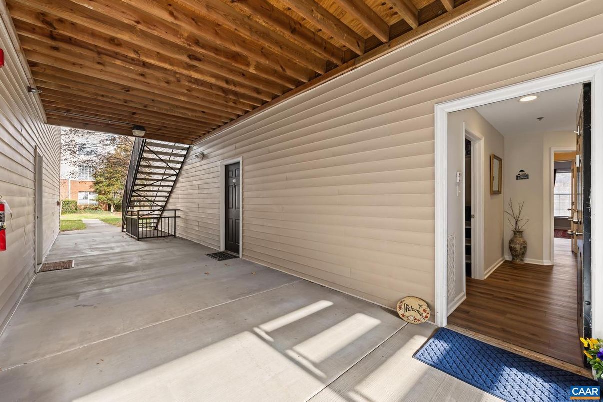 Exterior, Wood Texture Flooring