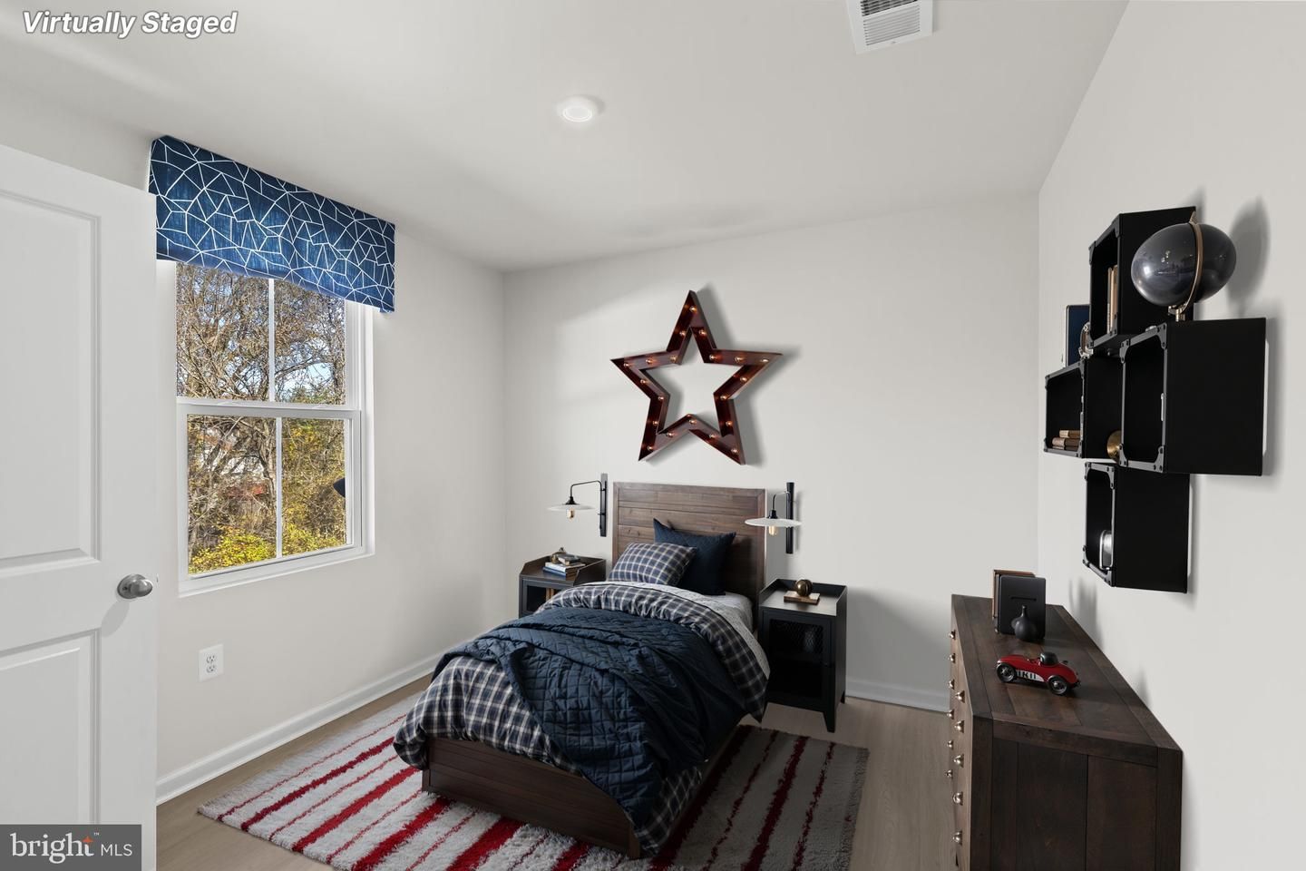 Bedroom, Home Office, Interior, Recessed Lighting, Wood Texture Flooring