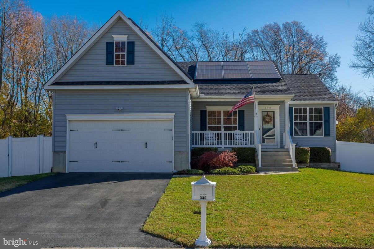 Attached, Exterior, Facade, Solar Panels, Farmhouse