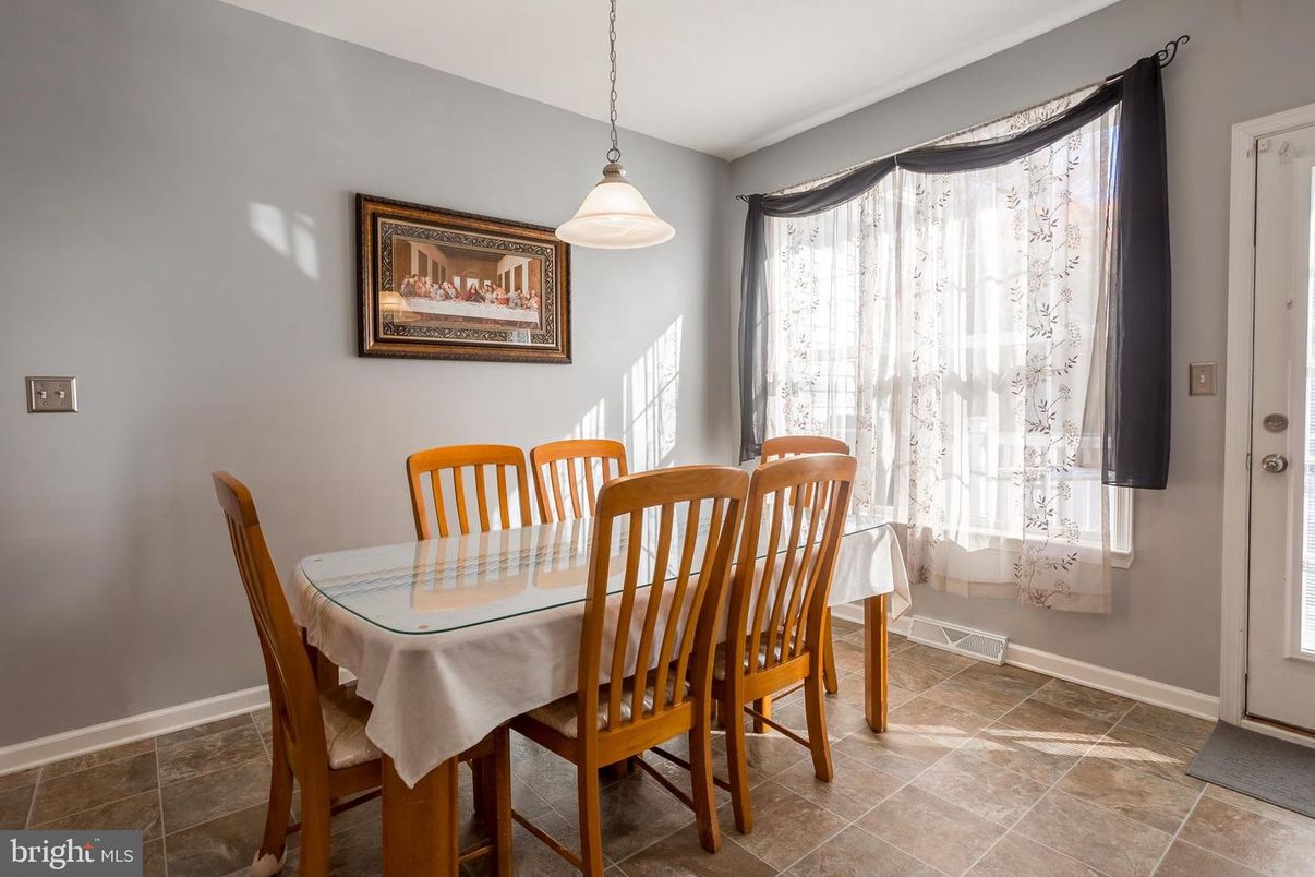 Dining room, Interior, Pendant Lights
