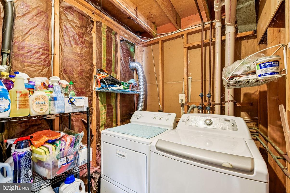 Interior, Utility Closets, Washer, Wooden Ceilings