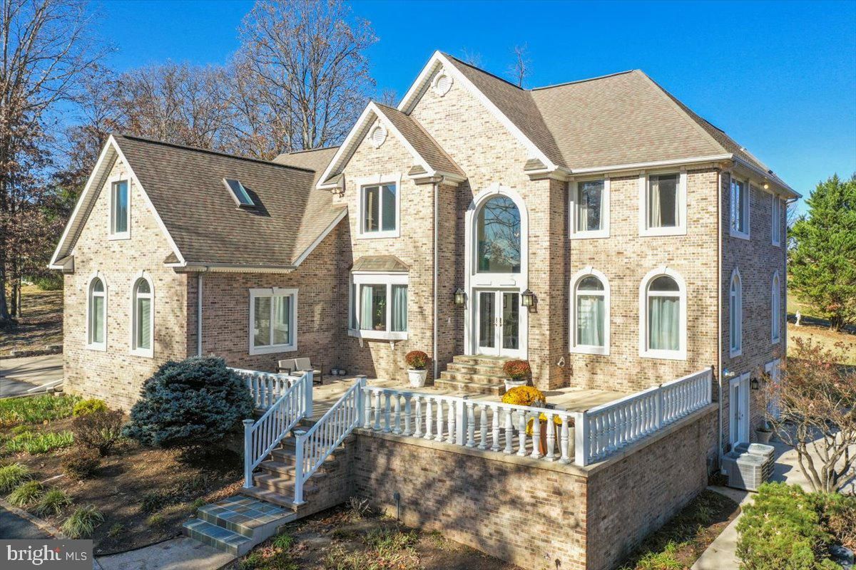 Exterior, Facade, Brick Facade, Brick Traditional