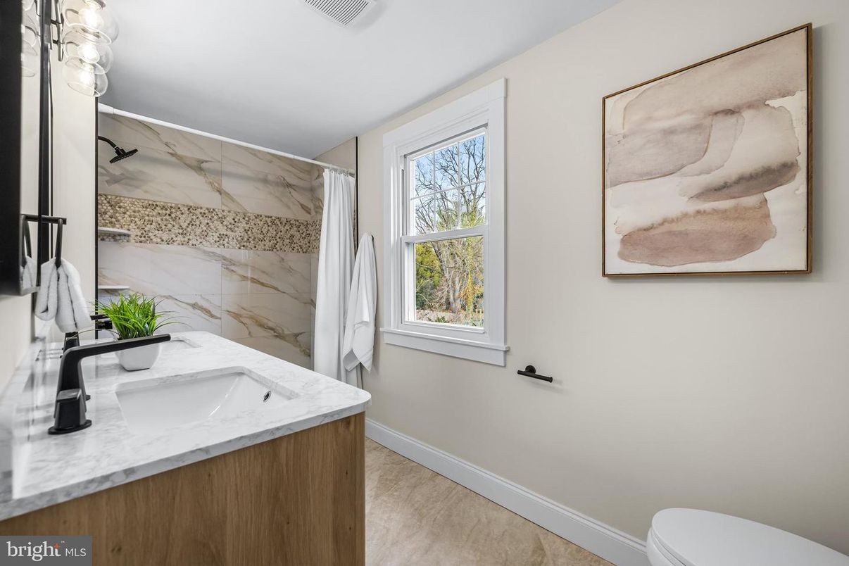 Bathroom, Interior, Marble Walls