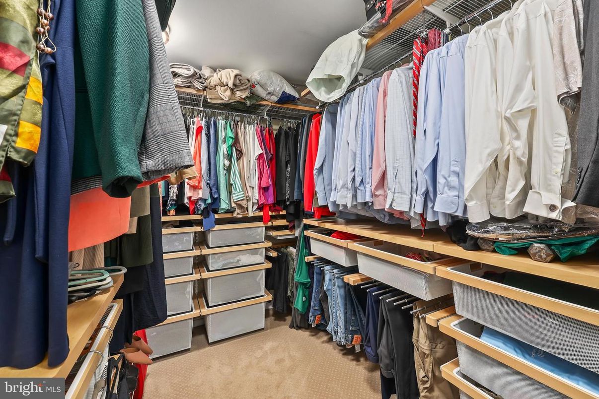 Interior, Walk-in Closets