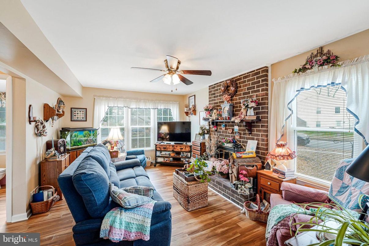 Interior, Living room, Stone Walls, Wood Texture Flooring
