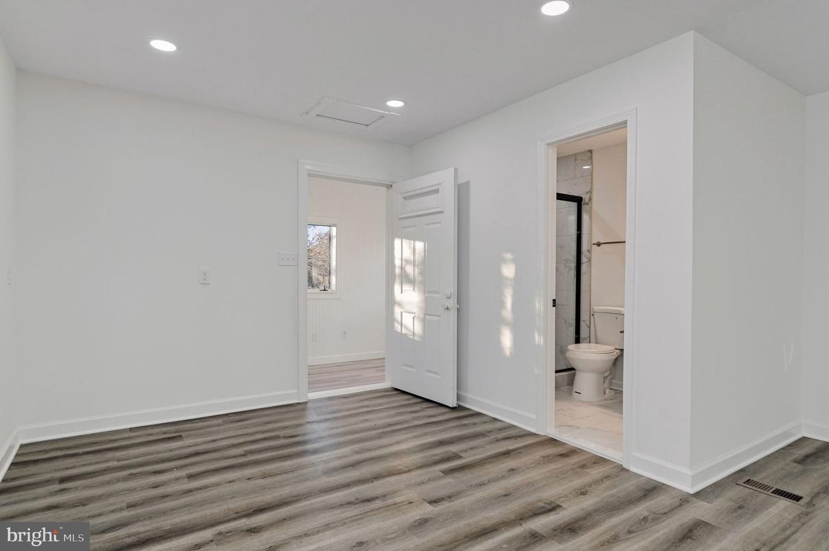 Bathroom, Empty room, Interior, Recessed Lighting, Wood Texture Flooring