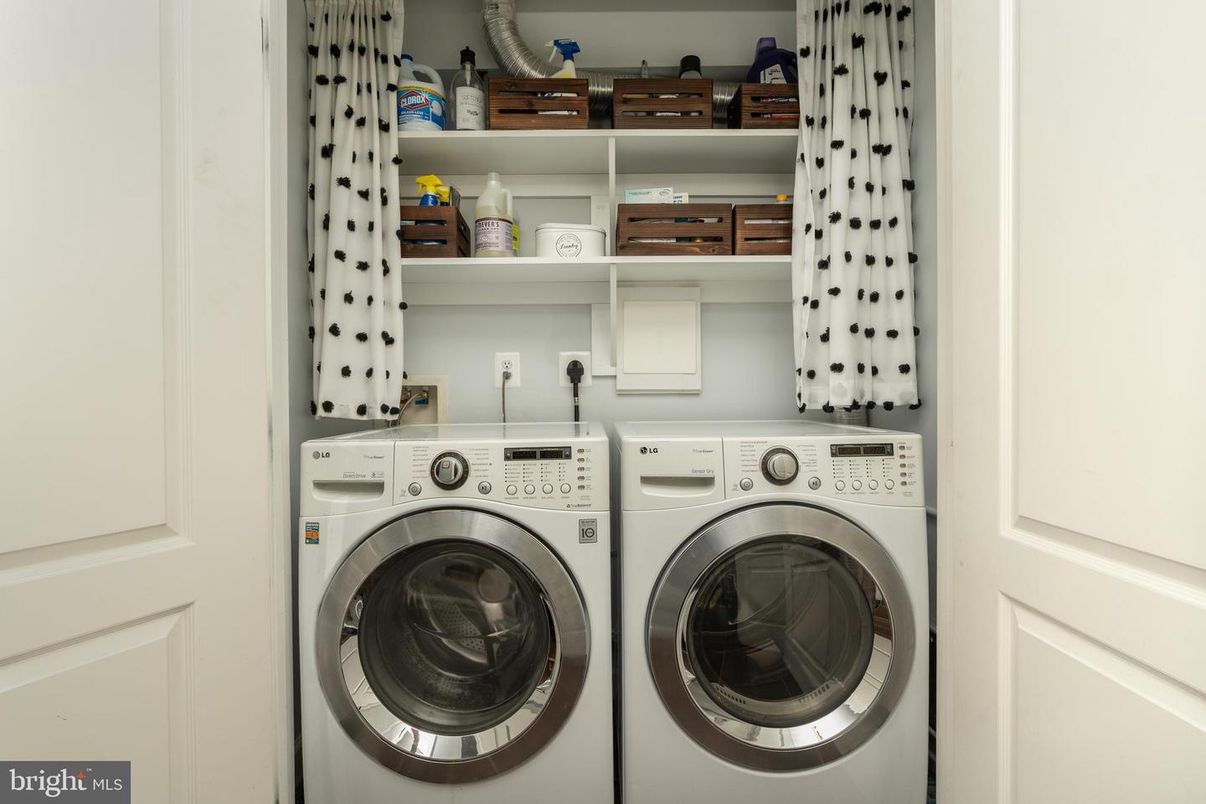 Interior, Utility Closets, Washer