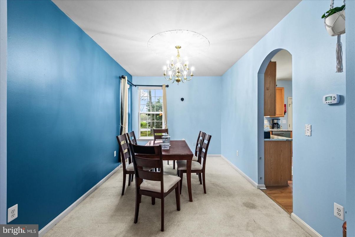 Chandelier, Dining room, Interior