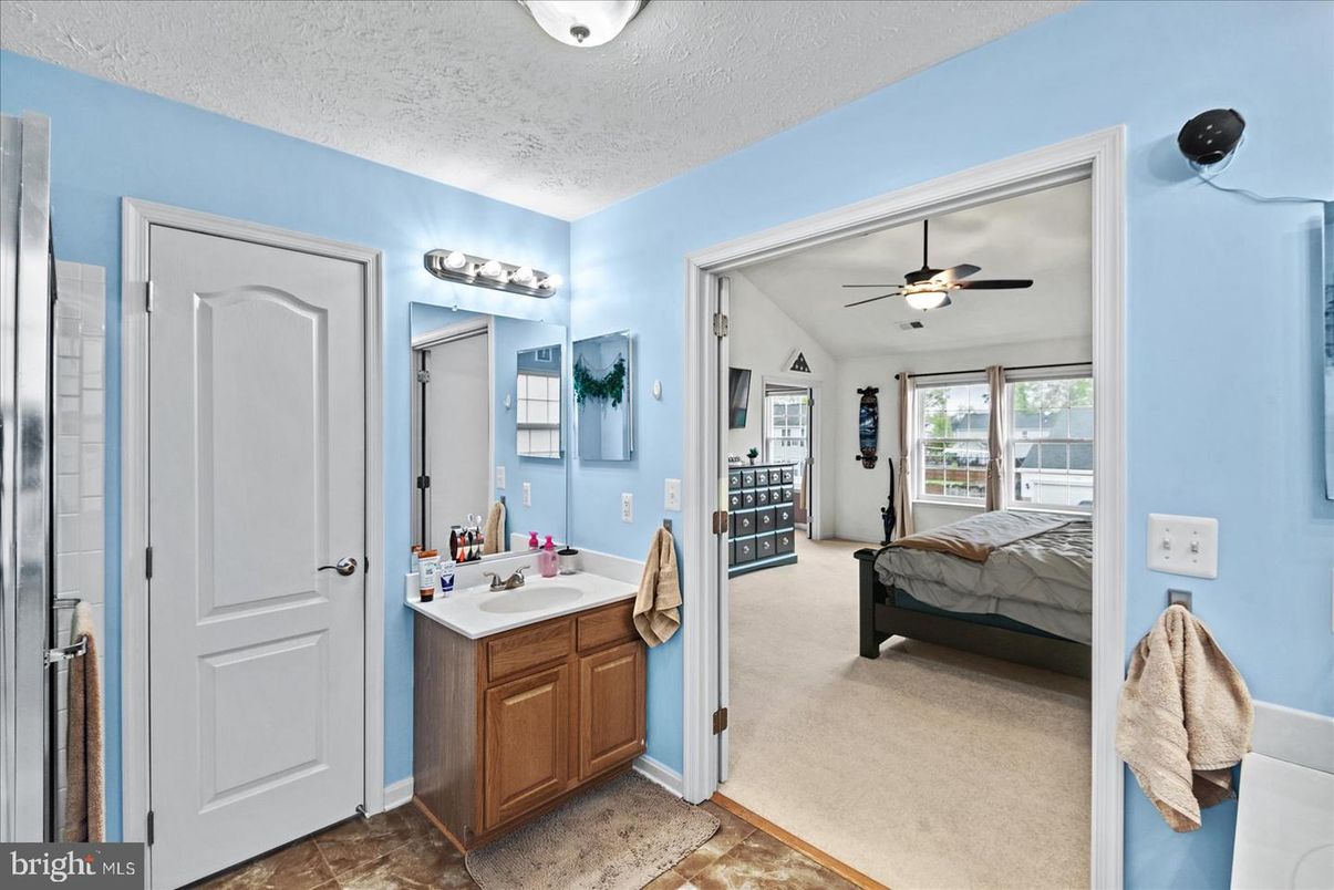 Bathroom, Bedroom, Interior