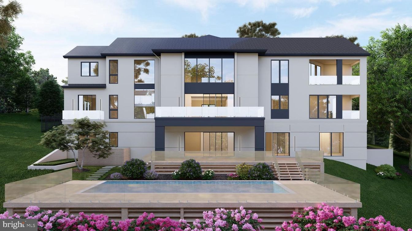 Exterior, Facade, Pool, Modern