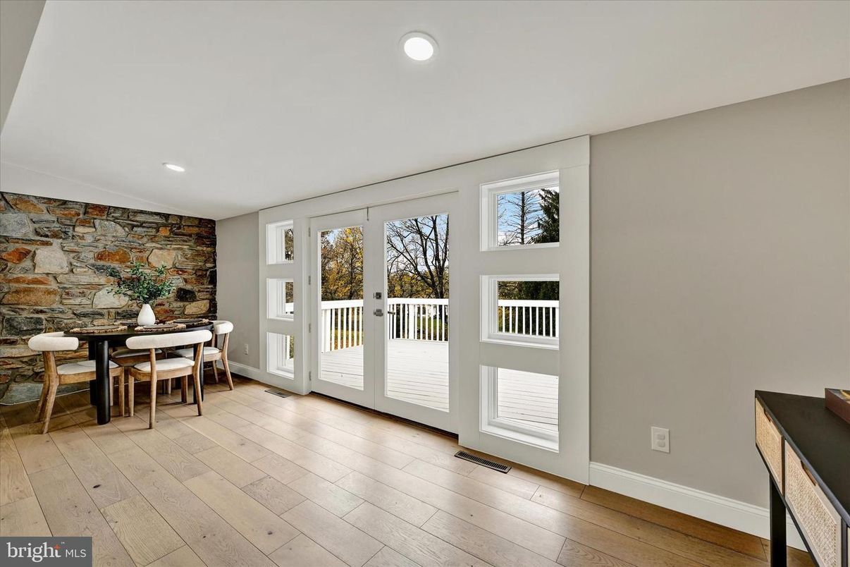 Dining room, Interior, Recessed Lighting, Stone Walls, Wood Texture Flooring