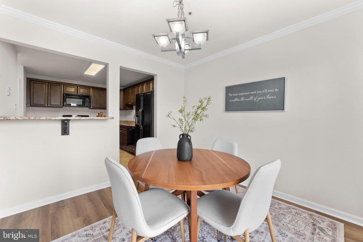 Chandelier, Dining room, Interior, Kitchen, Wood Texture Flooring