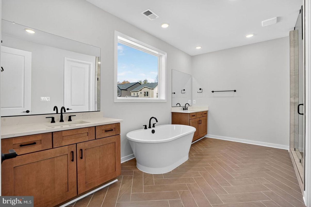 Bathroom, Dual Sink Vanities, Free Standing Baths, Glass Shower, Interior, Recessed Lighting