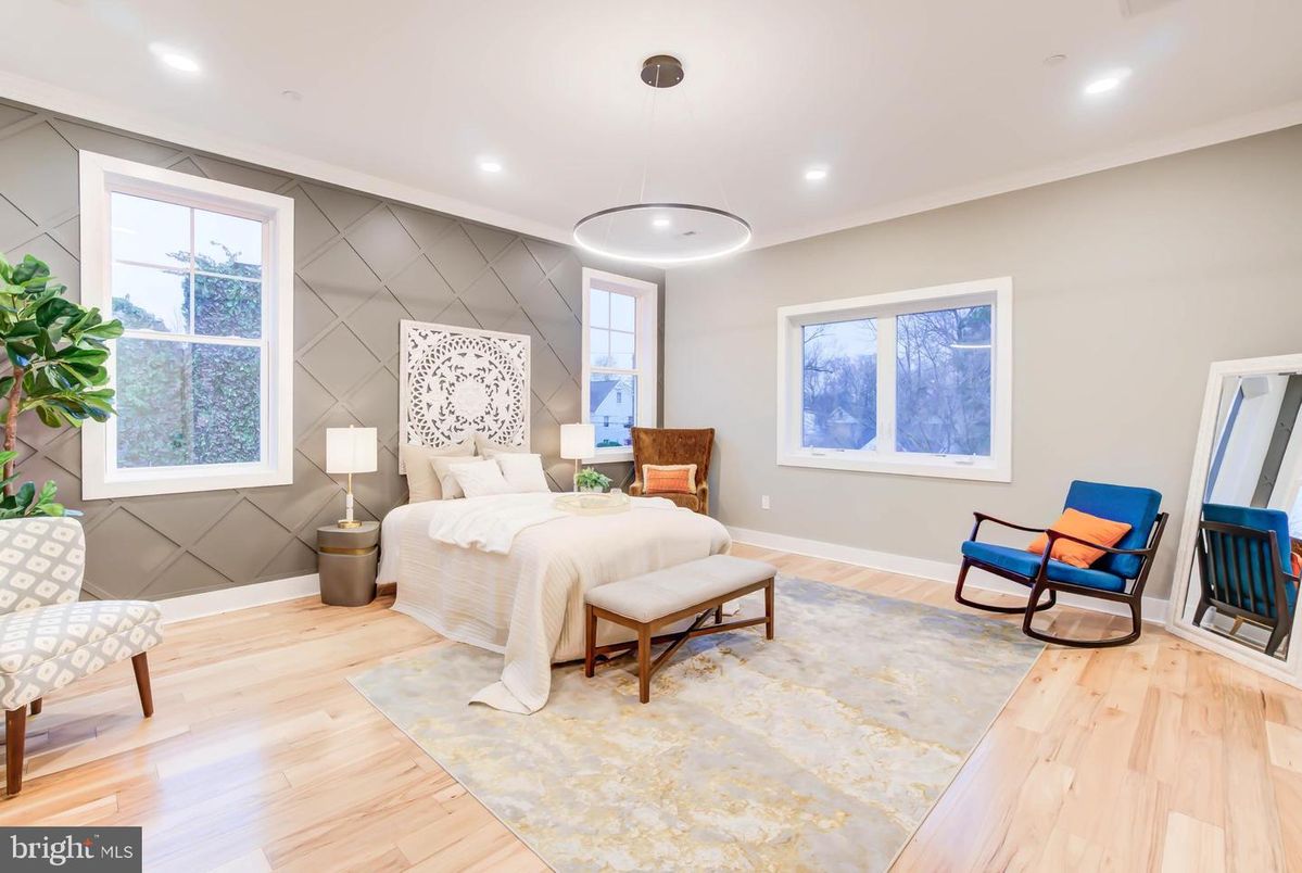 Bedroom, Interior, Pendant Lights, Recessed Lighting, Wood Texture Flooring