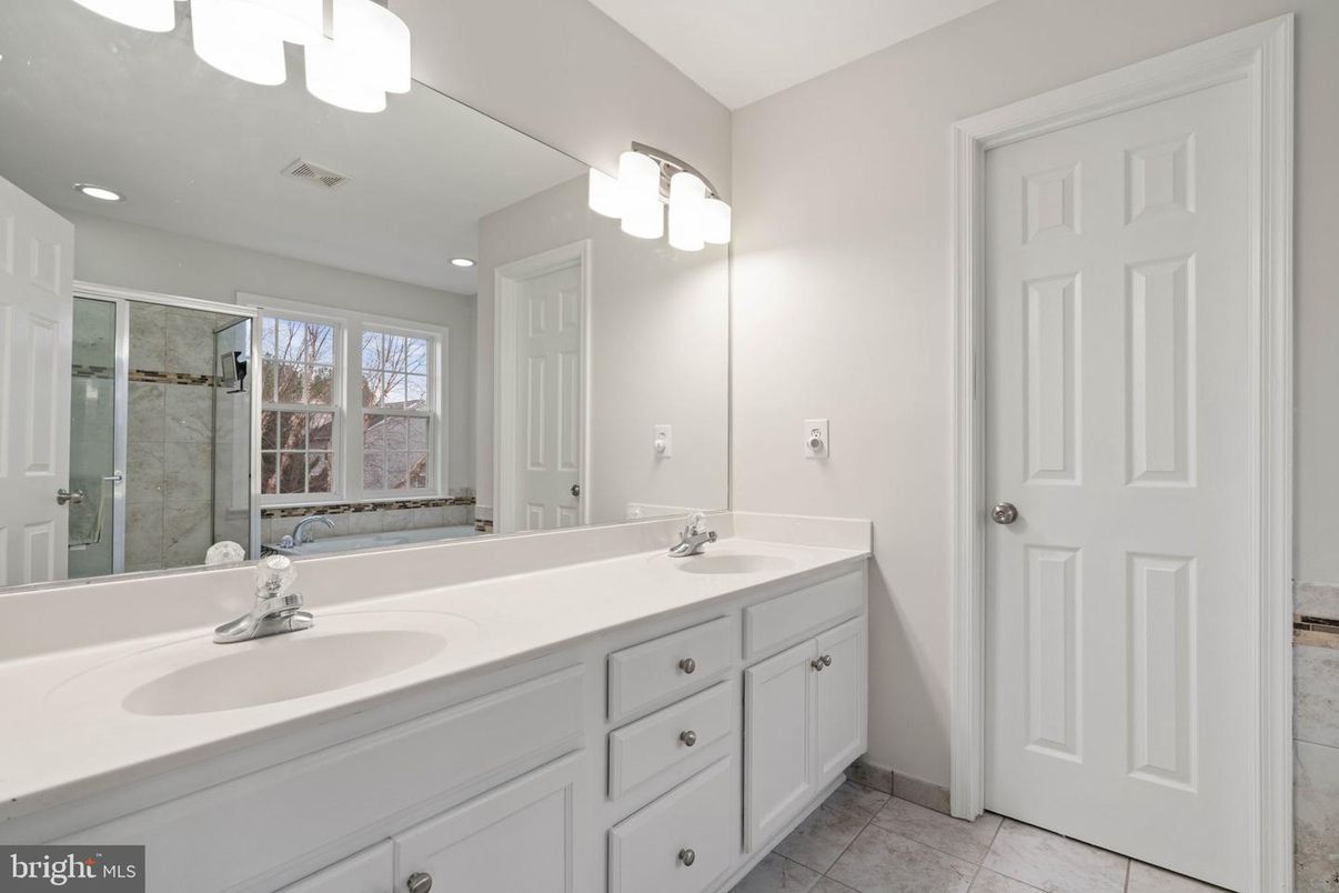 Bathroom, Dual Sink Vanities, Glass Shower, Interior, Recessed Lighting
