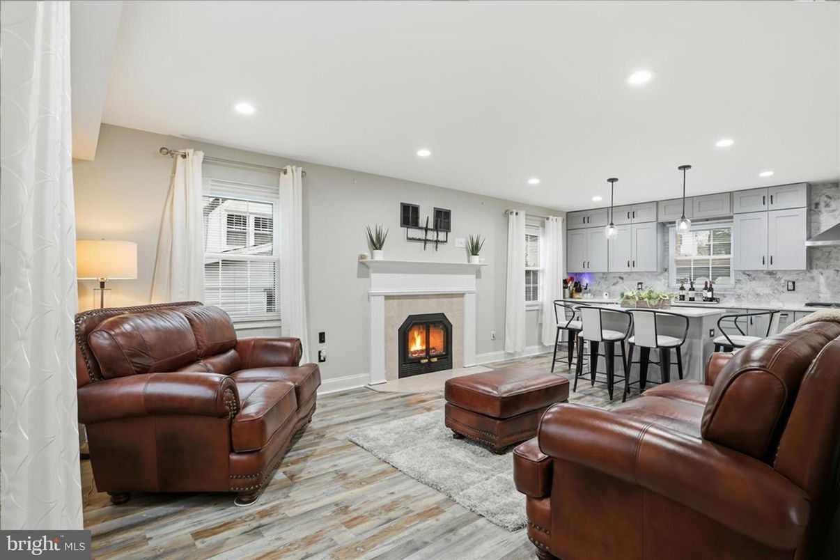 Fireplace, Interior, Kitchen, Living room, Pendant Lights, Recessed Lighting, Wood Texture Flooring