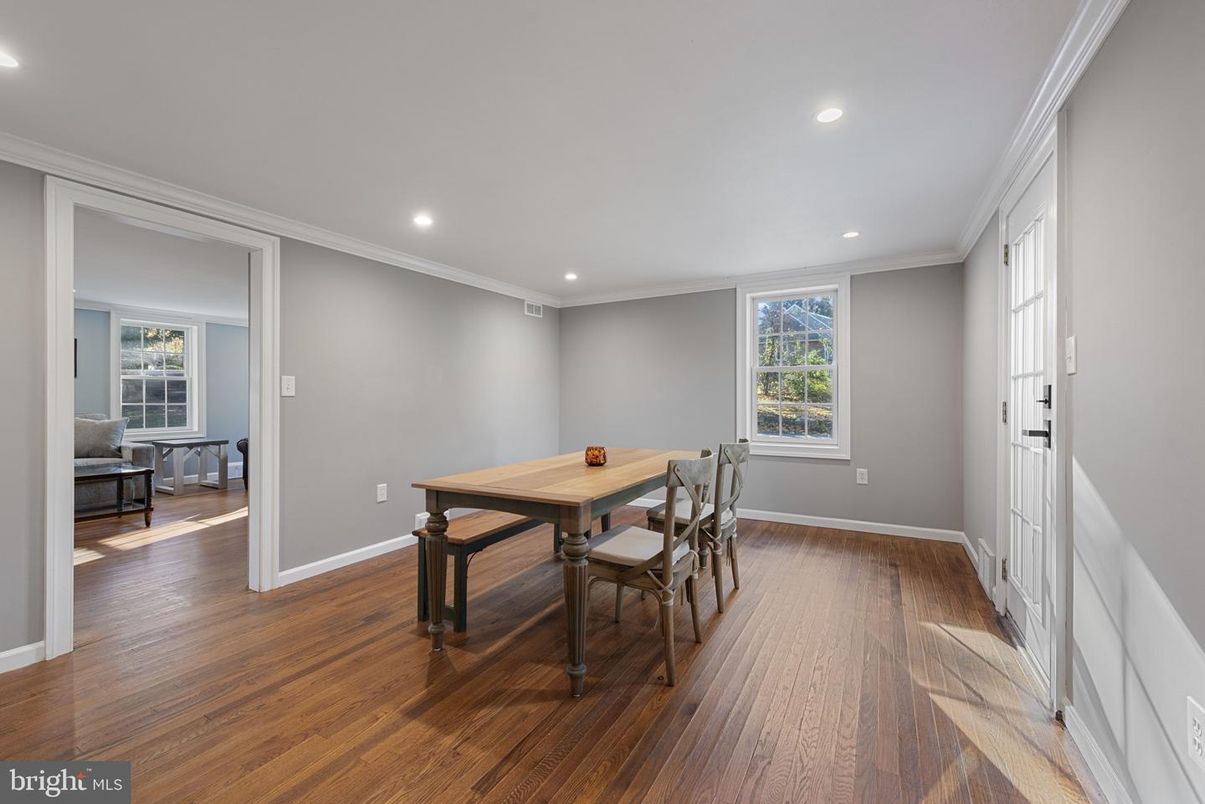 Dining room, Interior, Recessed Lighting, Wood Texture Flooring