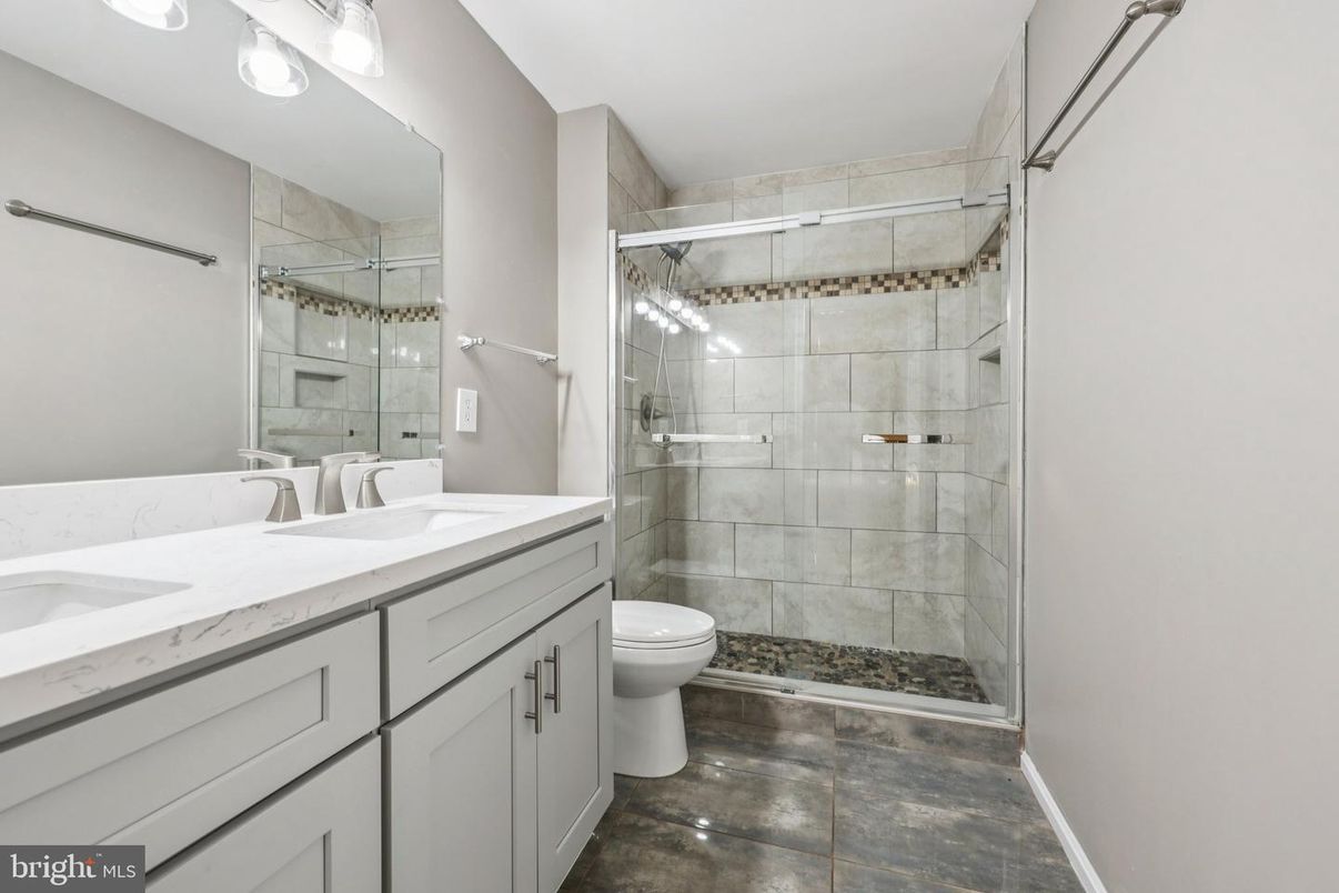 Bathroom, Dual Sink Vanities, Glass Shower, Interior