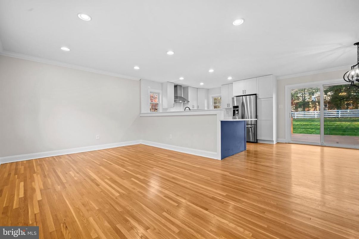 Empty room, Interior, Kitchen, Pendant Lights, Recessed Lighting, Wood Texture Flooring