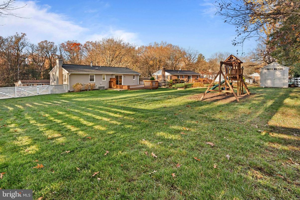 Backyard, Exterior, Playground