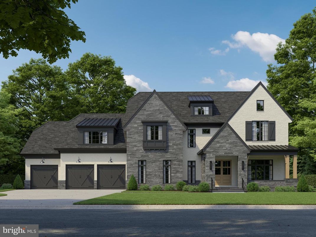 Attached, Exterior, Facade, French Provincial