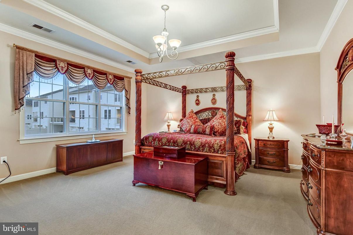 Bedroom, Interior, Pendant Lights