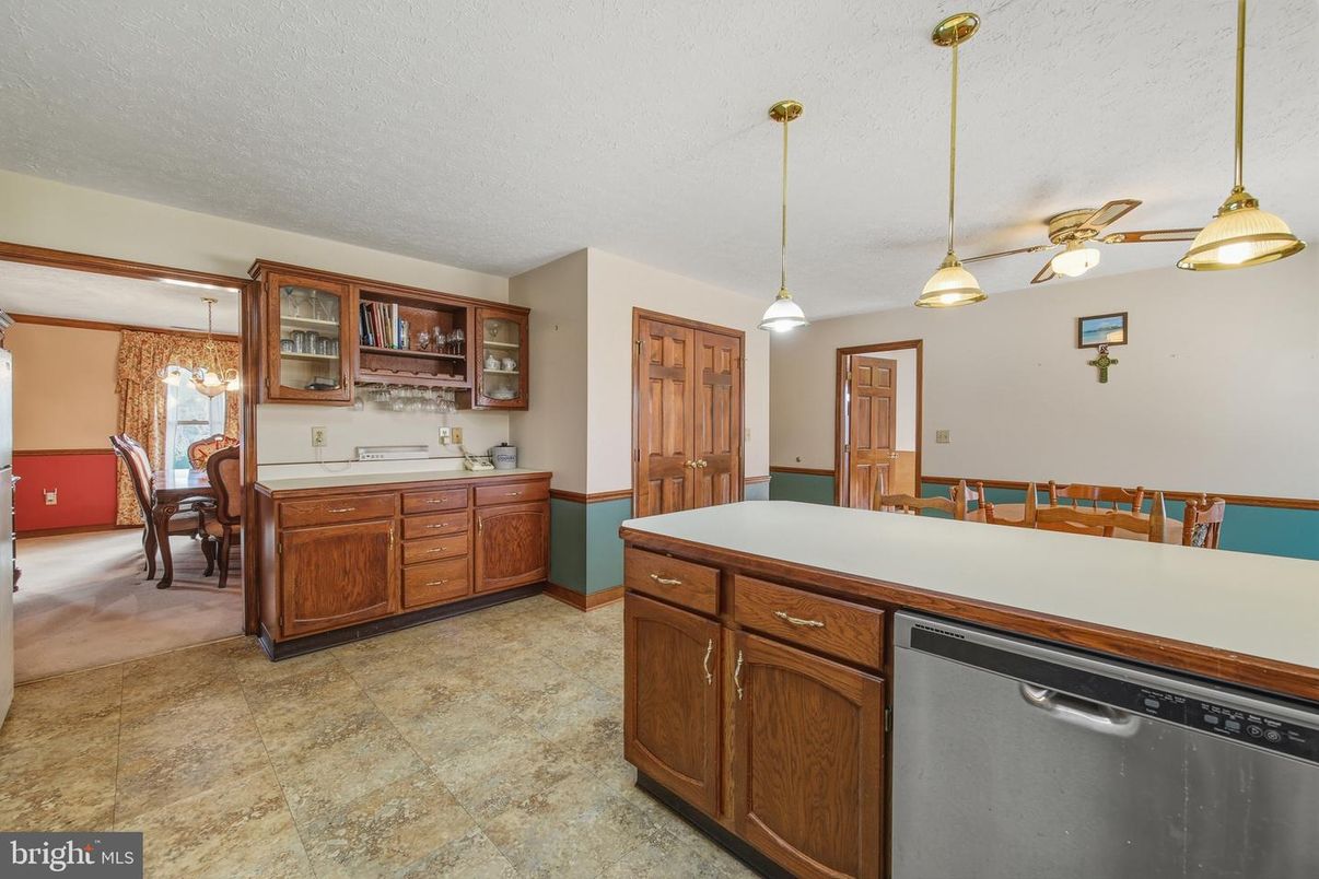 Dining room, Interior, Kitchen, Pendant Lights