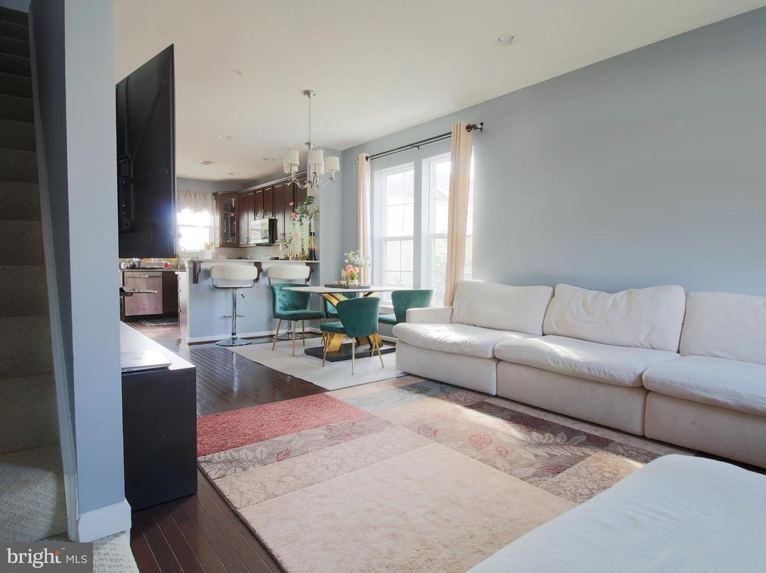 Chandelier, Dining room, Interior, Kitchen, Living room, Pendant Lights, Recessed Lighting, Wood Texture Flooring