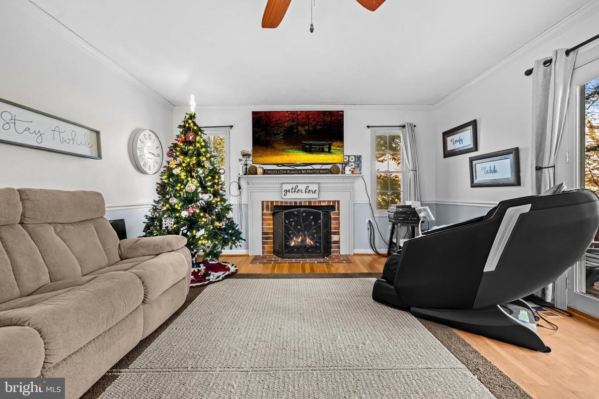 Fireplace, Home Office, Interior, Wood Texture Flooring