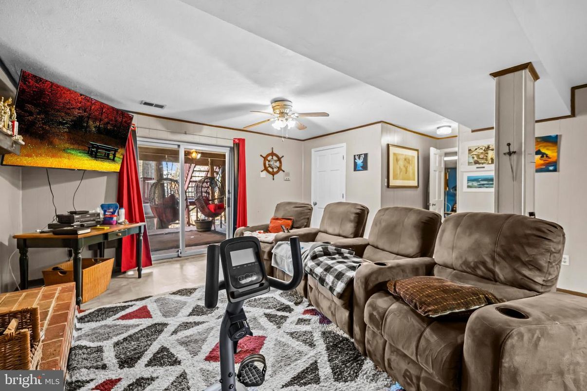 Interior, Living room