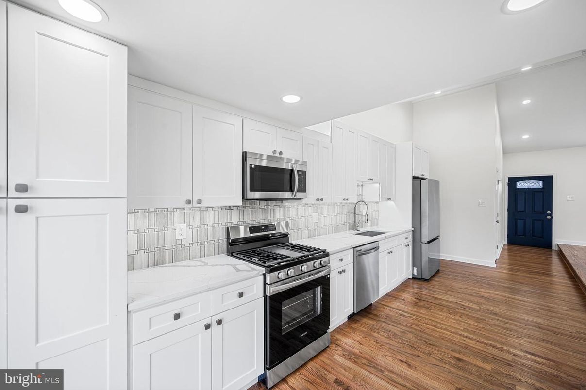 Interior, Kitchen, Recessed Lighting, Stainless Steel Appliances, Wood Texture Flooring