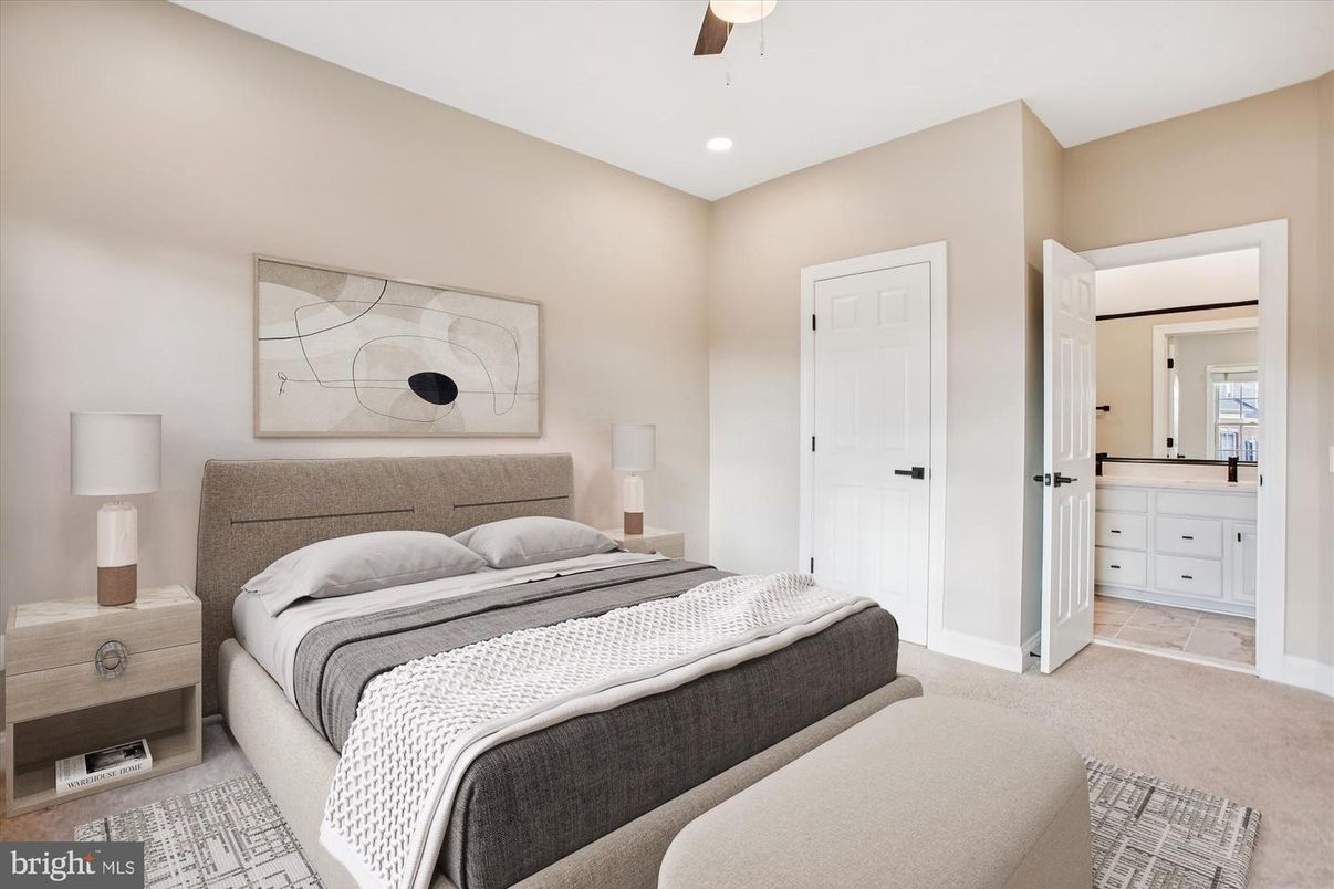 Bedroom, Interior, Recessed Lighting