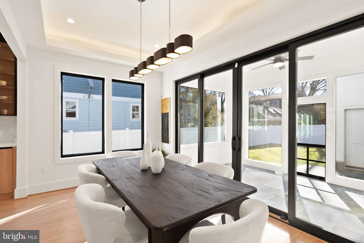 Dining room, Interior, Pendant Lights, Recessed Lighting, Wood Texture Flooring