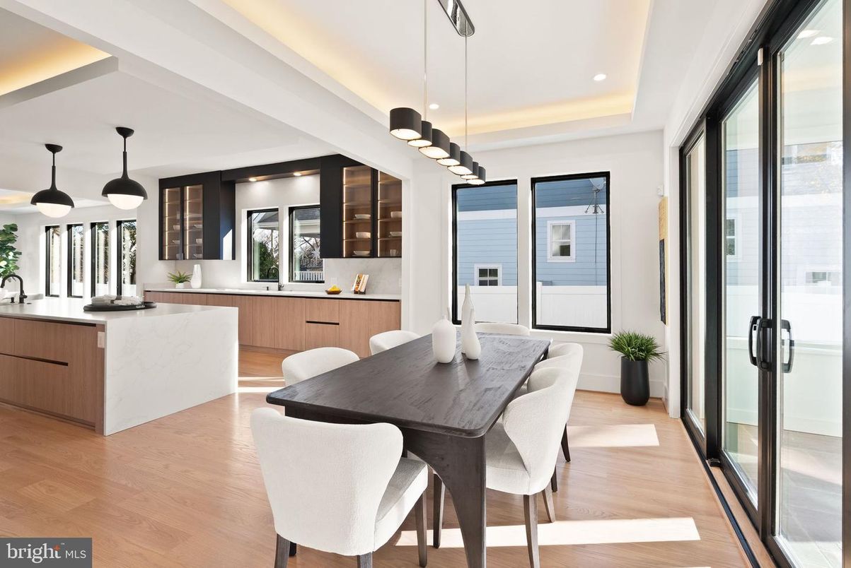 Dining room, Interior, Pendant Lights, Recessed Lighting, Wood Texture Flooring