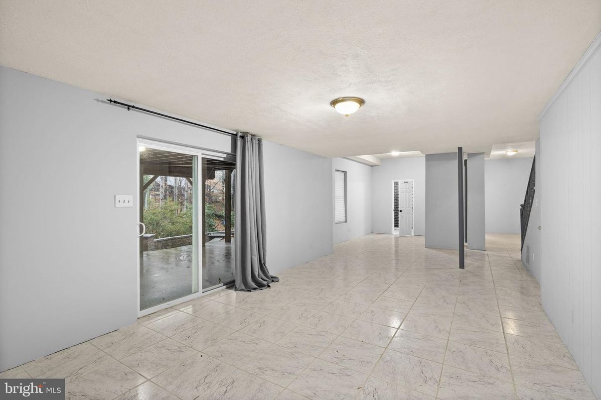 Empty room, Interior, Marble