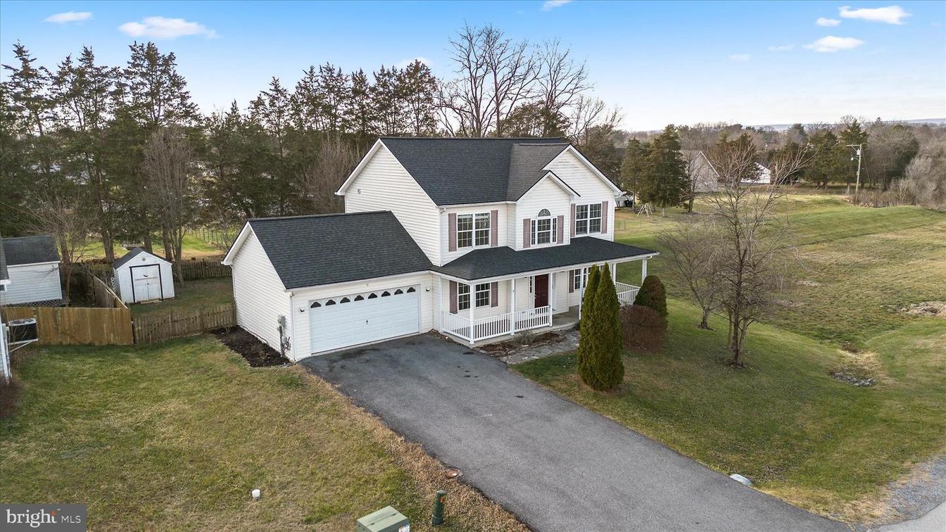 Backyard, Detached Garage, Exterior