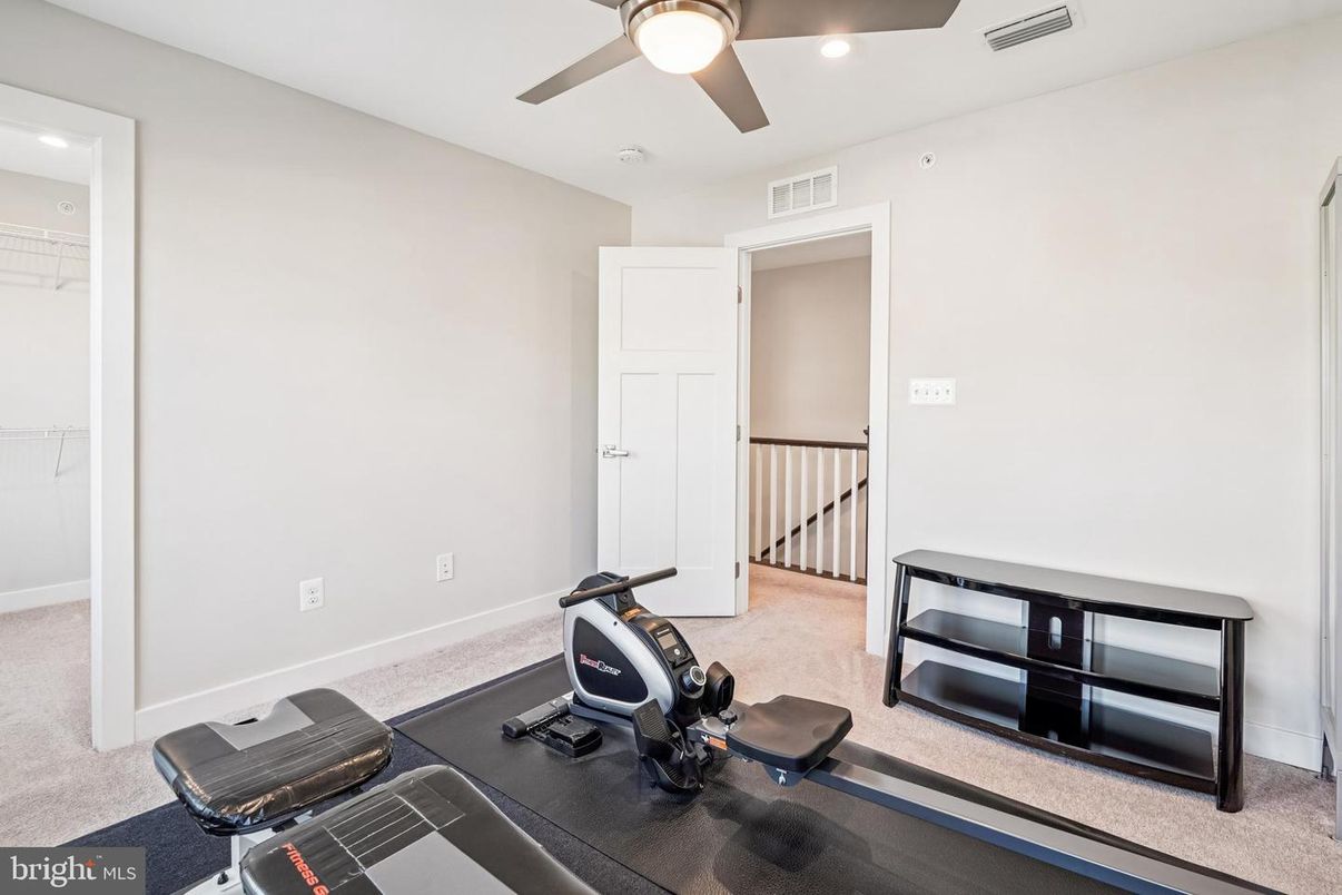 Fitness Equipment, Interior, Recessed Lighting